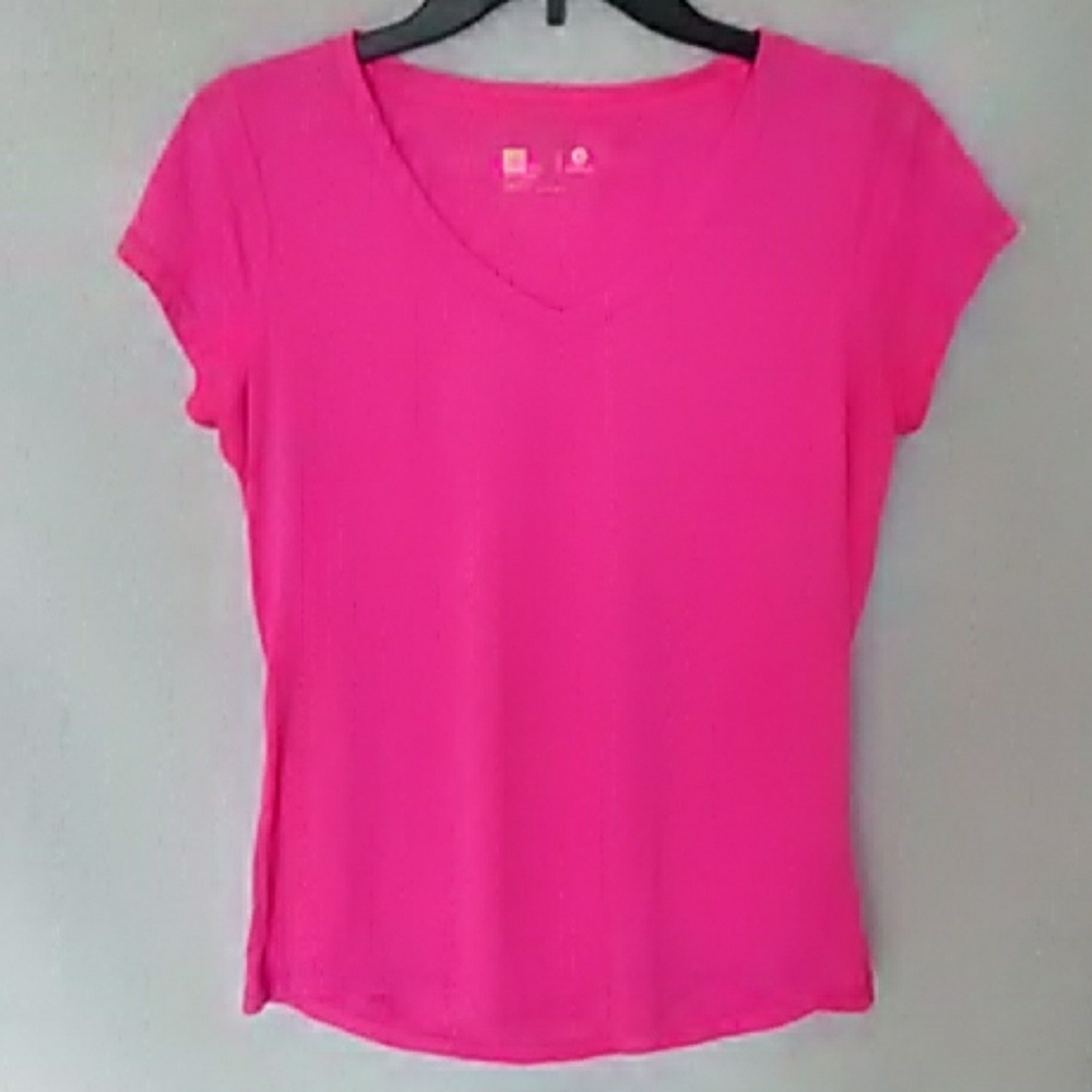 Xersion tee shirt